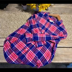 Girls boyfriend flannel super cute like new.